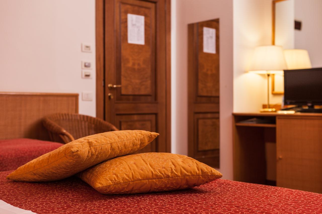 Hotel Resort Marinella غابيتّشي ماري المظهر الخارجي الصورة
