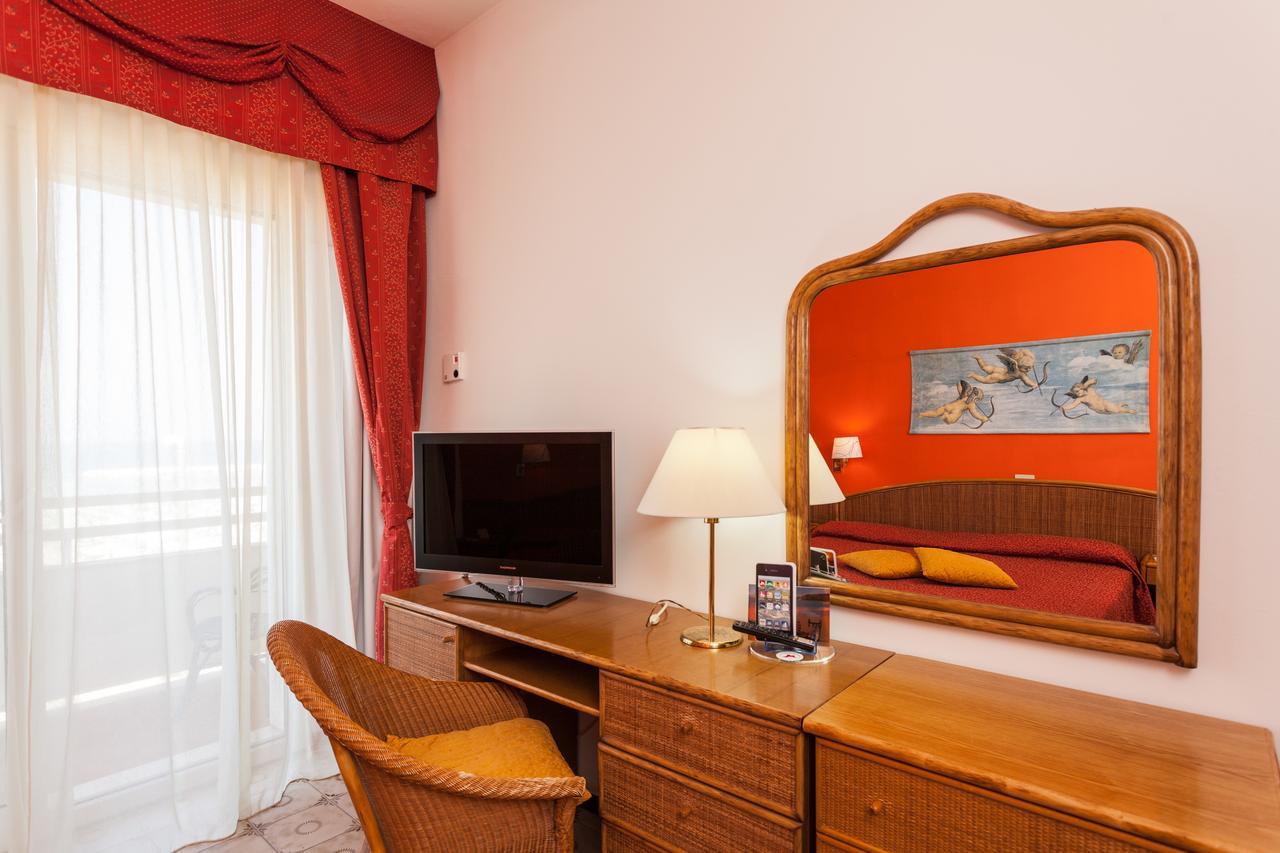 Hotel Resort Marinella غابيتّشي ماري المظهر الخارجي الصورة